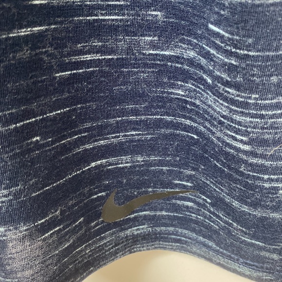 Nike Women’s dri-fit navy size XXL shirt - Picture 3 of 4